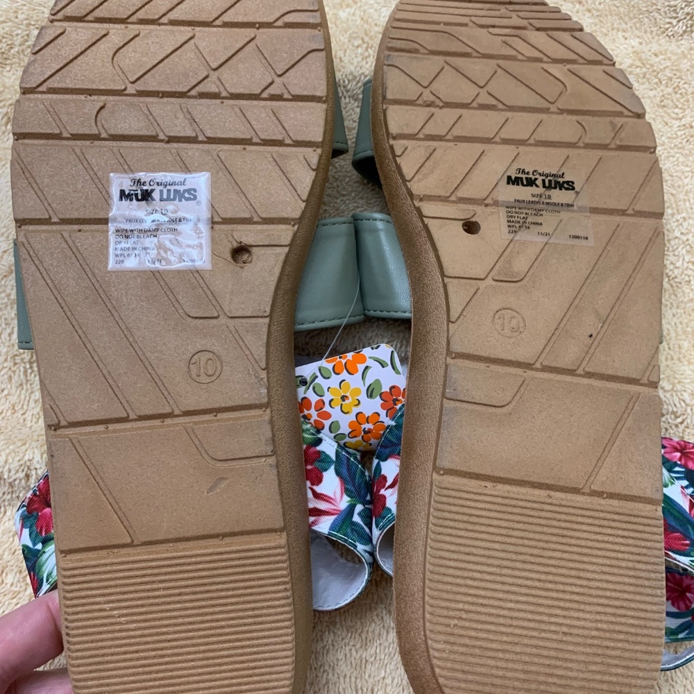 NWT MUK LUKS Womens About Me Sandals - Picture 6 of 6